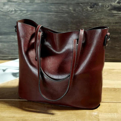 Nicole’s Favorite | Vintage Leather Shoulder Handbag